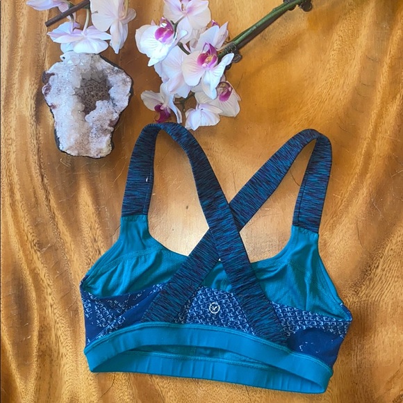 🎾 2/ $30 Sports Bra - Picture 2 of 3